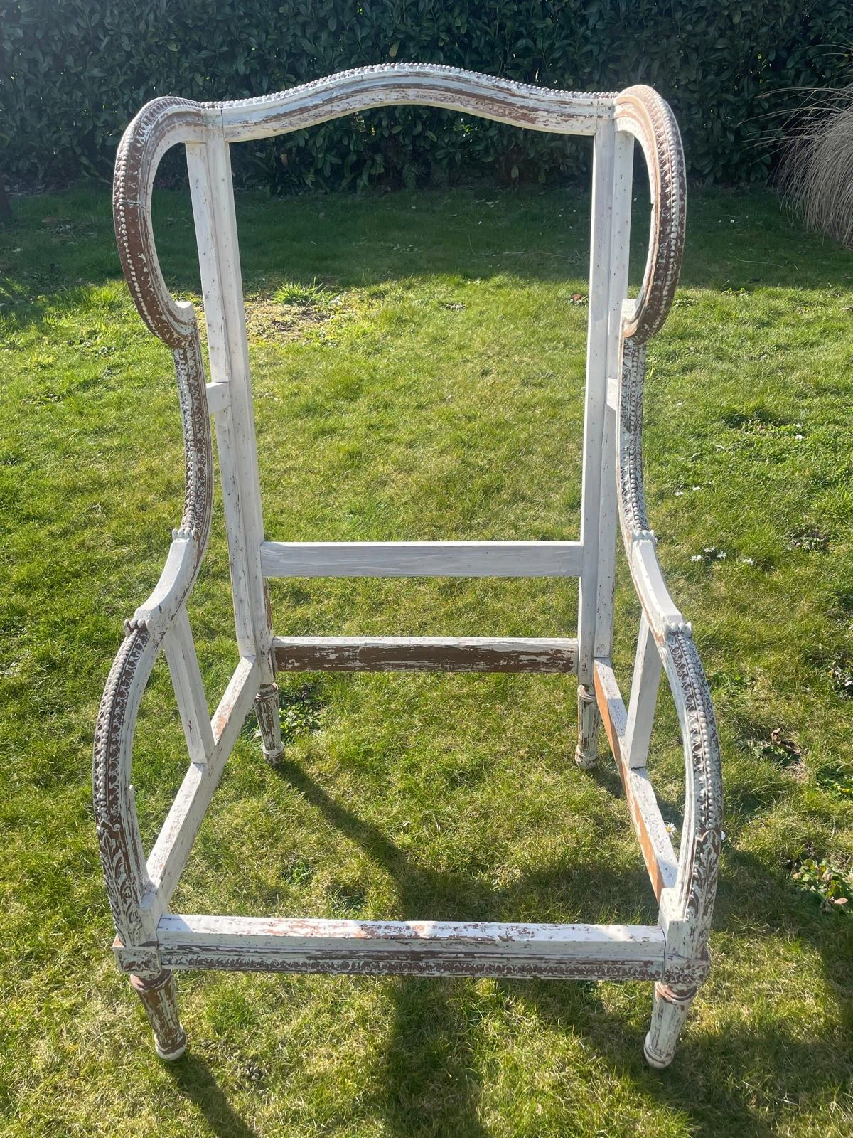 Cadre d'un bergère avant refection par l'atelier DCRI Le Havre